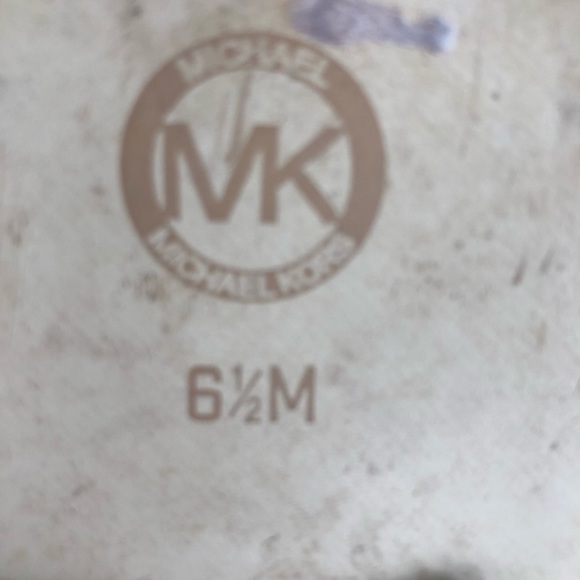 MK white sandals - Picture 5 of 6